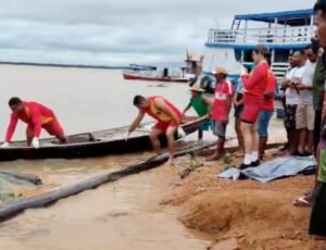 Urgente: corpo é encontrado boiando próximo ao porto de Manacapuru; veja vídeo