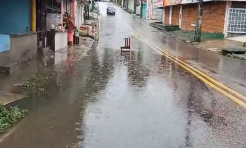 Forte chuva em Manaus gera nove ocorrências neste domingo (5)