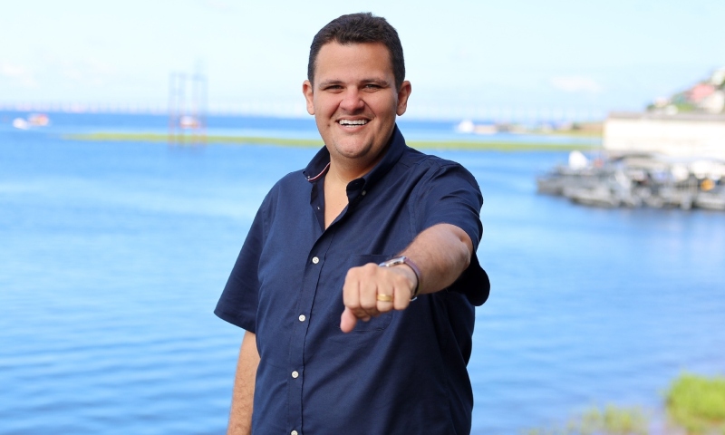 Manaus tem hoje o prefeito mais jovem de sua história: Renato Júnior assume Prefeitura de Manaus