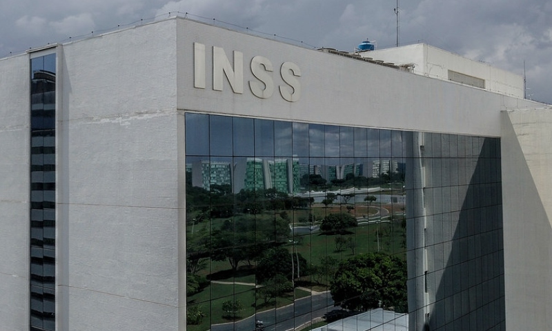INSS vai revisar 800 mil aposentadorias por invalidez em 2025
