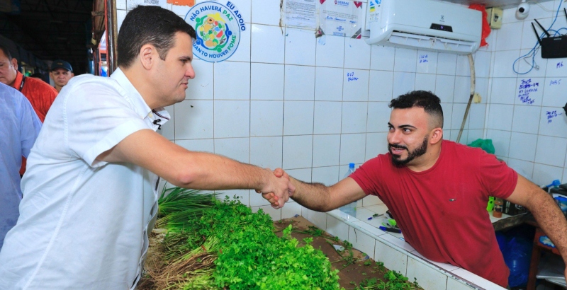 Prefeito em exercício, Renato Júnior, retorna às feiras para diálogo com os permissionários