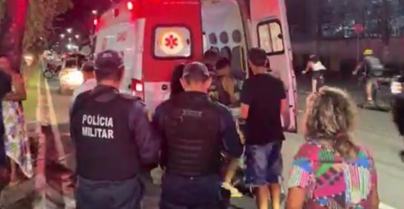 Pedestre causa grave acidente na Ponta Negra: “Ele tem problemas mentais”, diz irmã