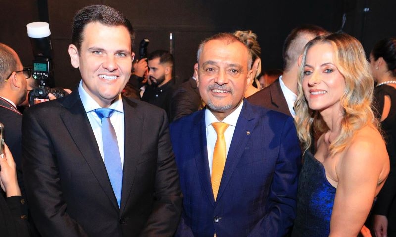 Prefeito em exercício Renato Junior destaca harmonia entre poderes durante posse de desembargadores do TJ-AM