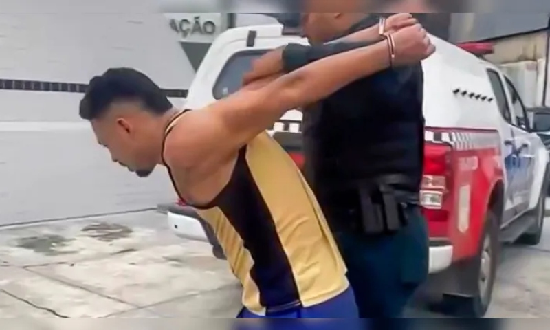 Ex-jogador do Paysandu é preso suspeito de assalto em Belém; veja vídeo
