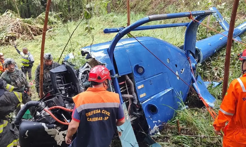 Menina sobrevivente de acident3 de helicóptero deve ter alta hoje