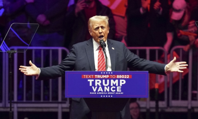 Trump retorna ao poder em posse histórica e assina 100 decretos nas primeiras horas; veja vídeo