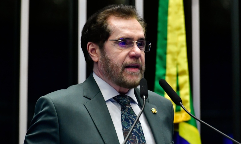 Senador Plínio Valério destina valor recorde de mais de R$ 657 milhões em emendas para os municípios do Amazonas