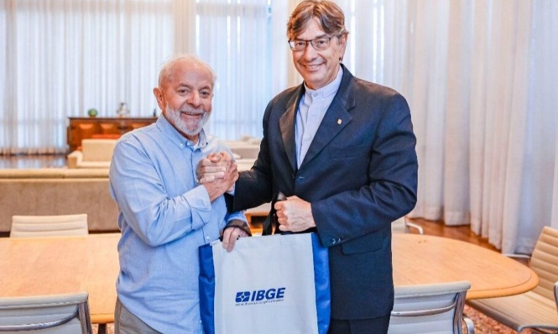 Aliado de Lula é acusado de criar “IBGE Paralelo” e gerar crise Institucional