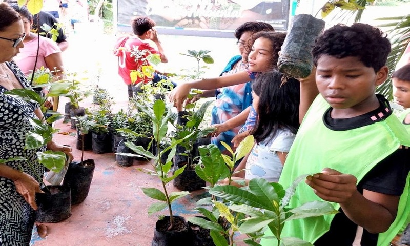 Prefeitura de Manaus realiza ação em alusão ao Dia Mundial da Educação Ambiental