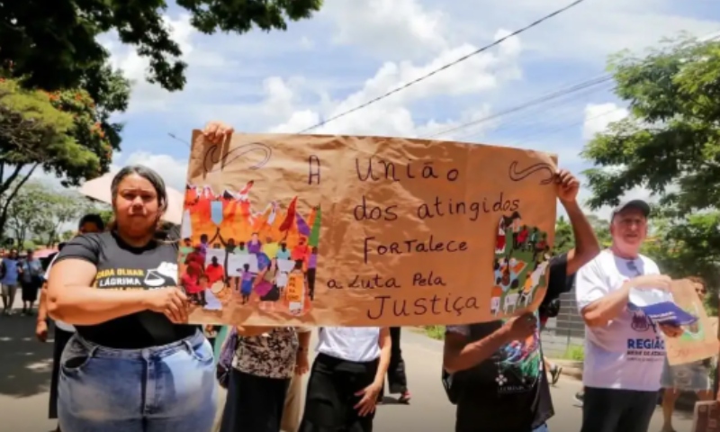 Famílias pedem novo protocolo da saúde em Brumadinho