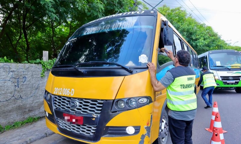 Prefeitura de Manaus reforça fiscalização de transportes alternativos priorizando a segurança na zona Leste