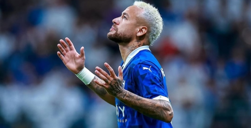 Neymar encerra contrato com Al-Hilal e fica livre para voltar ao Santos após 12 anos
