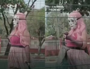 "Mulher do Jason": motorista filma jovem mascarada andando com faca em frente ao Amazonas Shopping; veja vídeo
