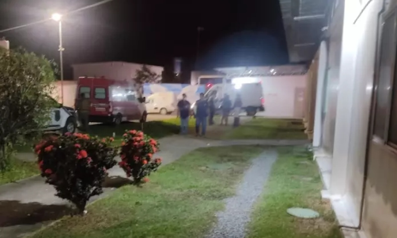 Moradores se mobilizam e ajudam a levar vizinha vítima de tentativa de fem1nicídio para o hospital; veja vídeo