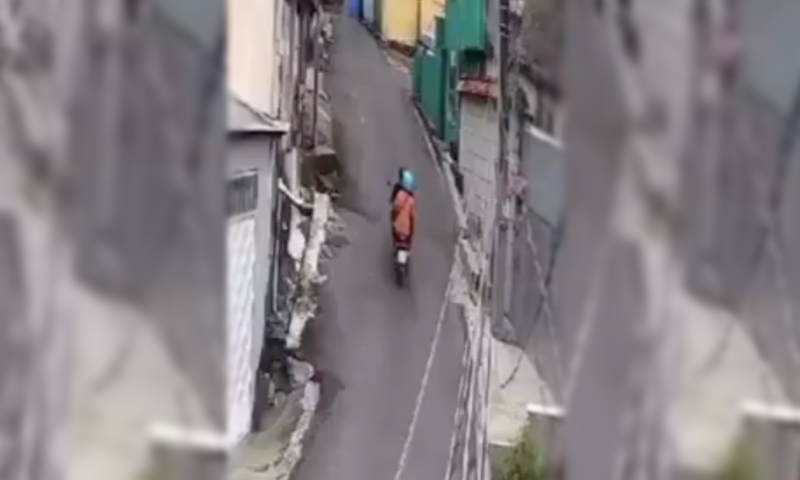 ‘Vida Loka’ do bairro Nova Esperança ‘dá grau’ com novinha na garupa e o pior acontece; veja vídeo