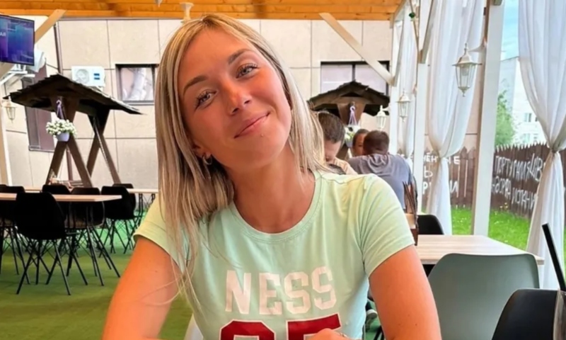 Saiba quem é a mulher que morreu após brincadeira de roleta russa com amigos em festa