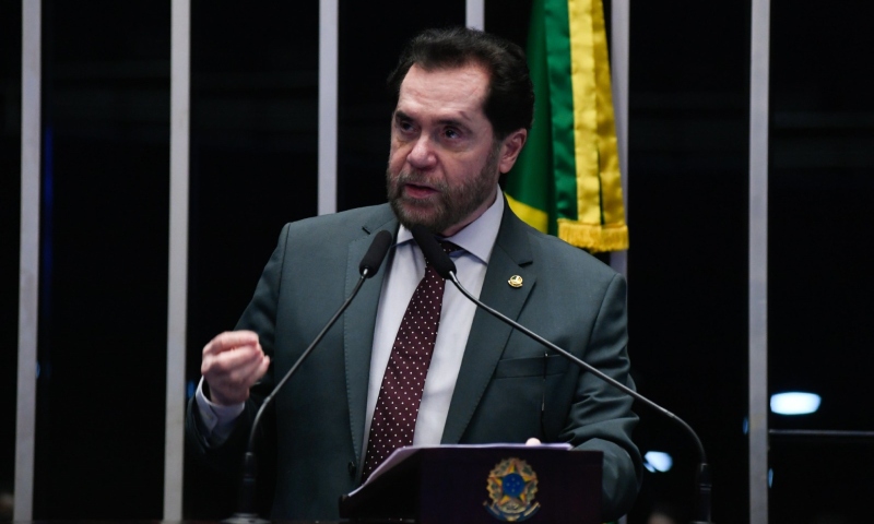 Na tribuna, em votos e nas leis: Plínio Valério é uma voz atuante na defesa da Zona Franca de Manaus