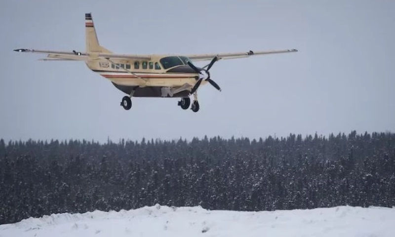 Avião com dez pessoas a bordo desaparece no Alasca