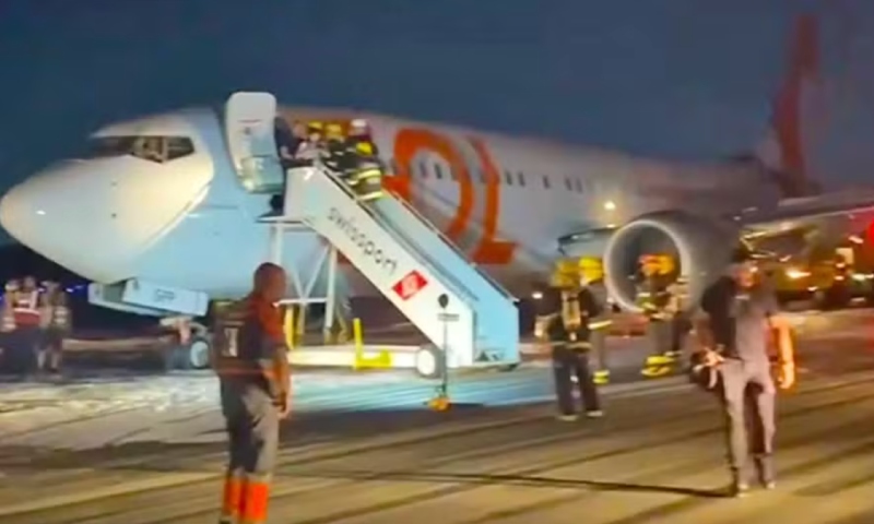 Avião da Gol colide com carro de manutenção durante decolagem no Galeão; veja vídeo