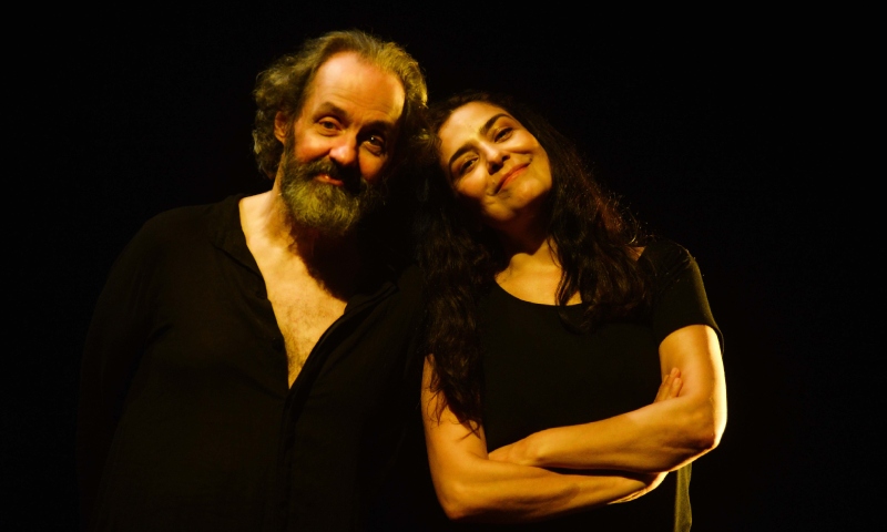 ‘Ilíada’ com Letícia Sabatella e Daniel Dantas estreia nesta sexta-feira (14) no Teatro Amazonas
