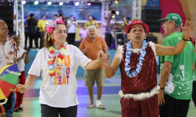 Semtepi e Fundação Dr. Thomas promovem ação para idosos no “Empreende Folia”