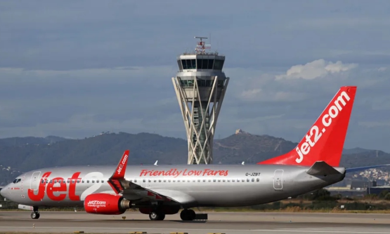 Avião faz pouso de emergência após passageiro morrer a bordo