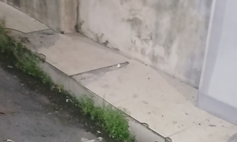Jovem é morto a tiros em rua na zona Leste de Manaus; veja