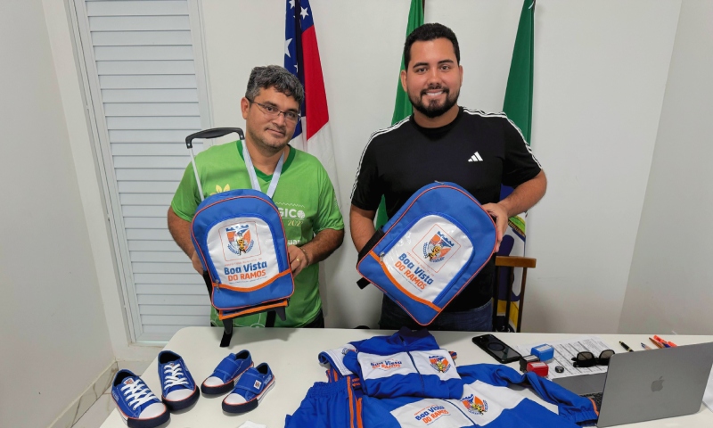 Boa Vista do Ramos sai na frente e vai entregar quase 5 mil kits escolares aos alunos da rede pública municipal