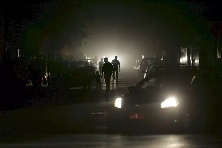 Apagão no Chile: país decreta estado de emergência e toque de recolher