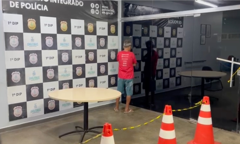 Briga de vizinhos termina com mulher atacada a tesouradas, no bairro Petrópolis; veja vídeo