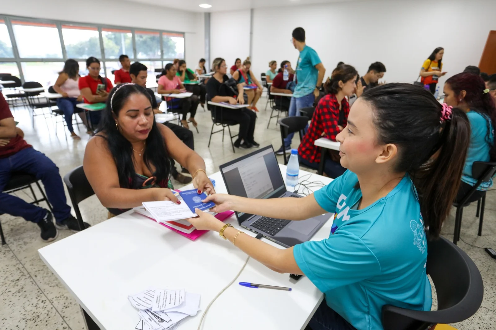 Oportunidade: mais de 160 vagas de emprego estão disponíveis em Manaus; confira