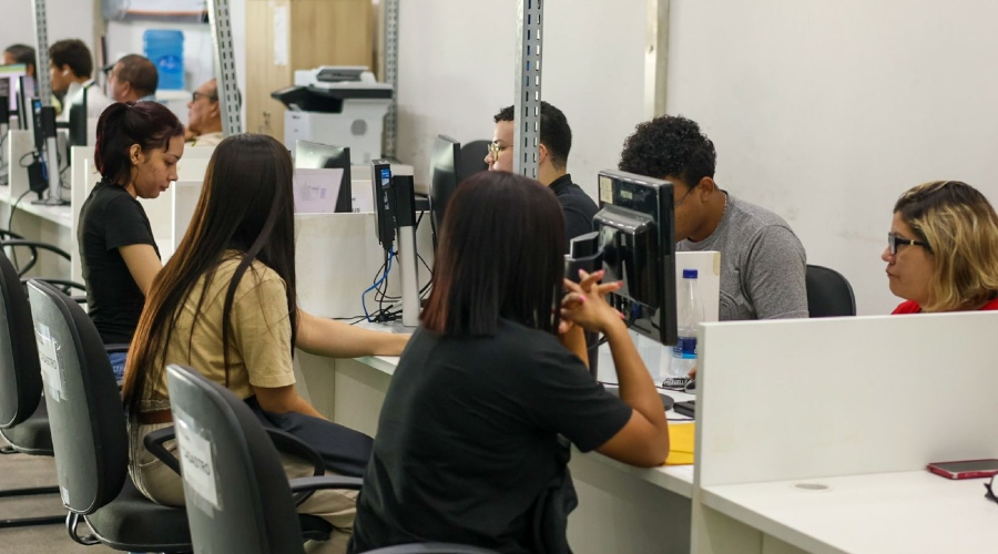 Tá precisando de emprego? Mais de 130 vagas estão disponíveis nesta sexta-feira (28) em Manaus; confira