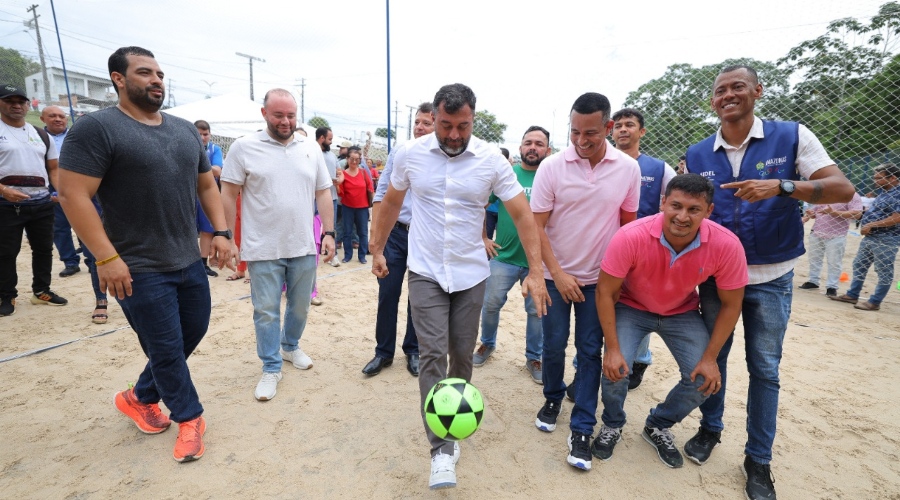 Governador Wilson Lima já entregou mais de 40 campos para fortalecer a prática esportiva no Amazonas