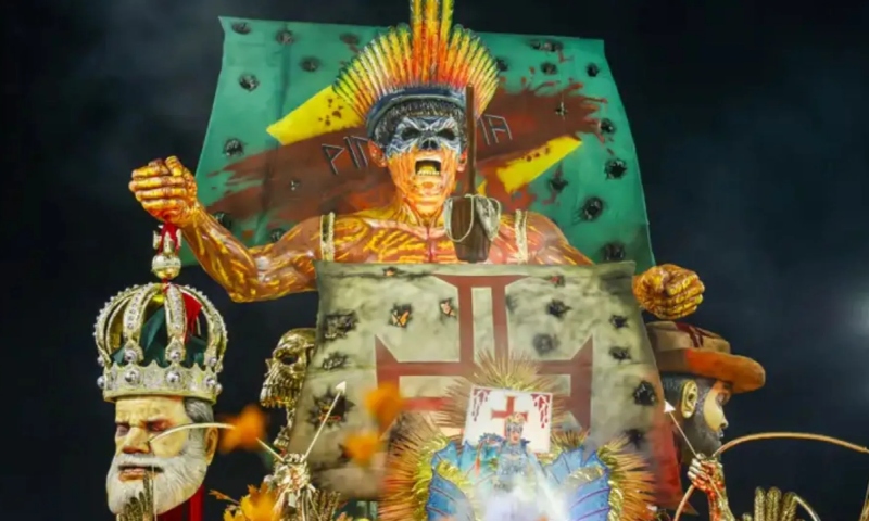 Ignorância faz Escola de Samba “d3capitar” Dom Pedro II, o único Imperador Brasileiro que aprendeu Tupi; veja vídeo