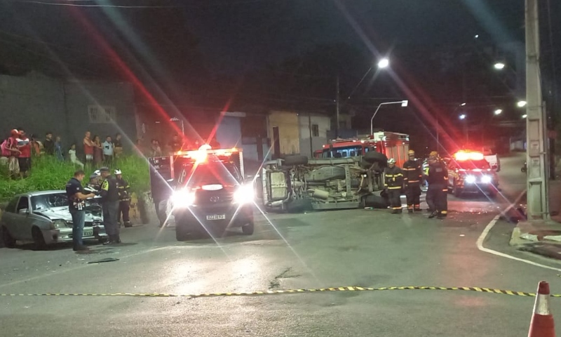 Mulher morre durante grave acidente na Avenida Boulevard em Manaus; veja vídeos