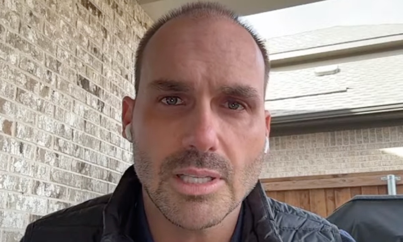 Urgente: Eduardo Bolsonaro se licencia do mandato de deputado e se exila nos EUA para denunciar “ditadura da toga”; veja vídeo