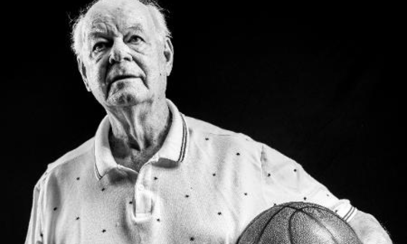 Morre Wlamir Marques, bicampeão mundial pelo Brasil e lenda do basquete