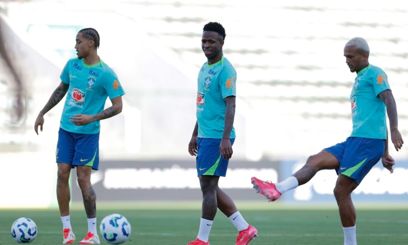 Eliminatórias: Brasil enfrenta Colômbia no Estádio Mané Garrincha nesta quinta-feira (20)