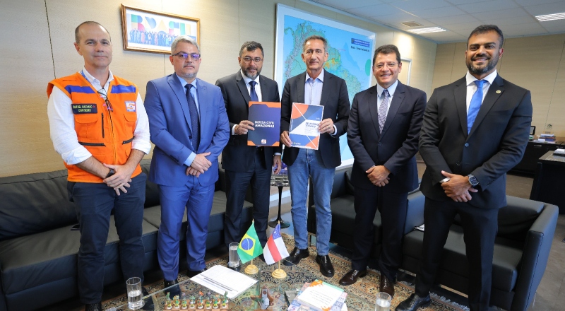 Governador Wilson Lima e ministro Waldez Góes discutem ações de prevenção contra fenômenos climáticos no AM