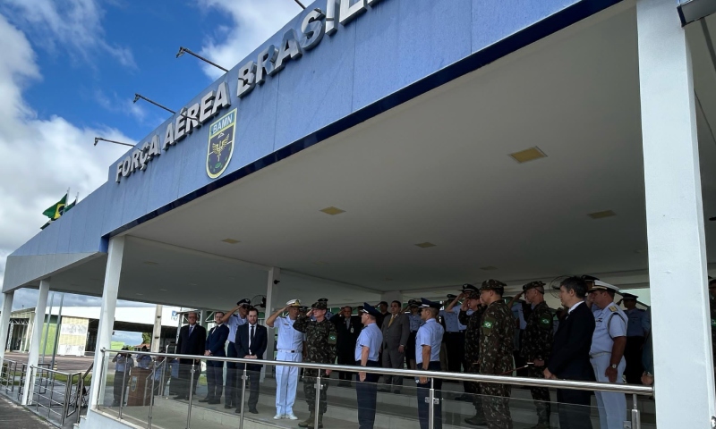 VII COMAR comemora 42º aniversário com entrega de Título Honorífico a autoridades no Amazonas