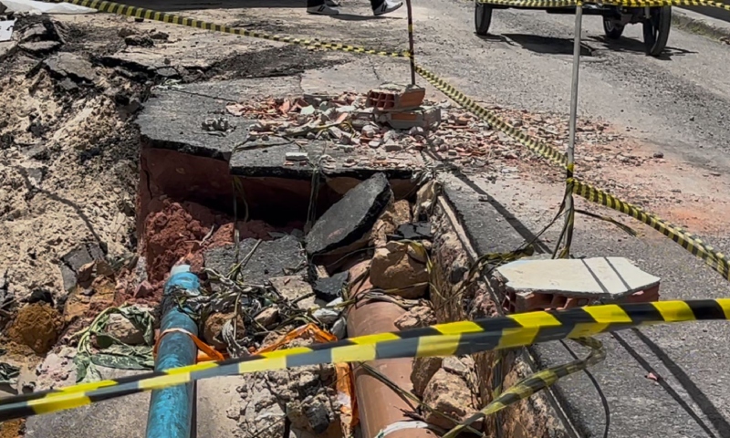 Obra da Águas de Manaus gera revolta no Vale do Sinai em Manaus; veja vídeo