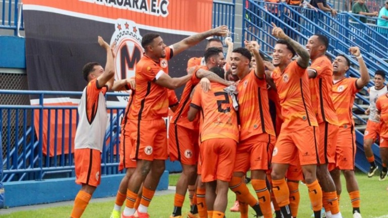 Manauara atropela o Princesa do Solimões e garante vaga nas semis do returno