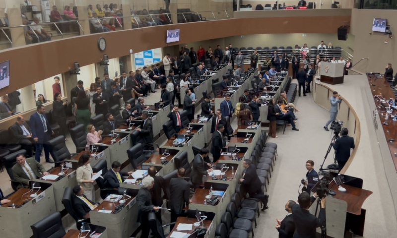 Empréstimo de R$ 2,5 bilhões para obras em Manaus é aprovado pela Câmara Municipal