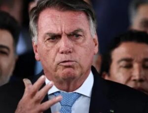 Bolsonaro chama julgamento de ‘teatro processual’ e diz que objetivo é tirá-lo das eleições de 2026