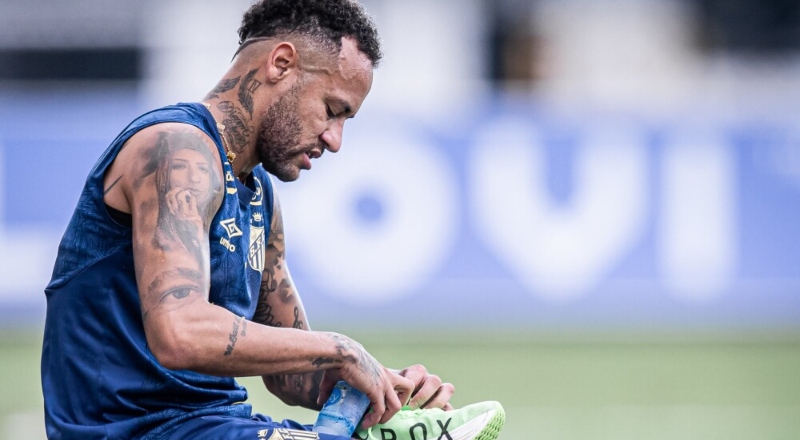 Neymar Jr. deve ficar de fora da estreia do Santos no Brasileirão
