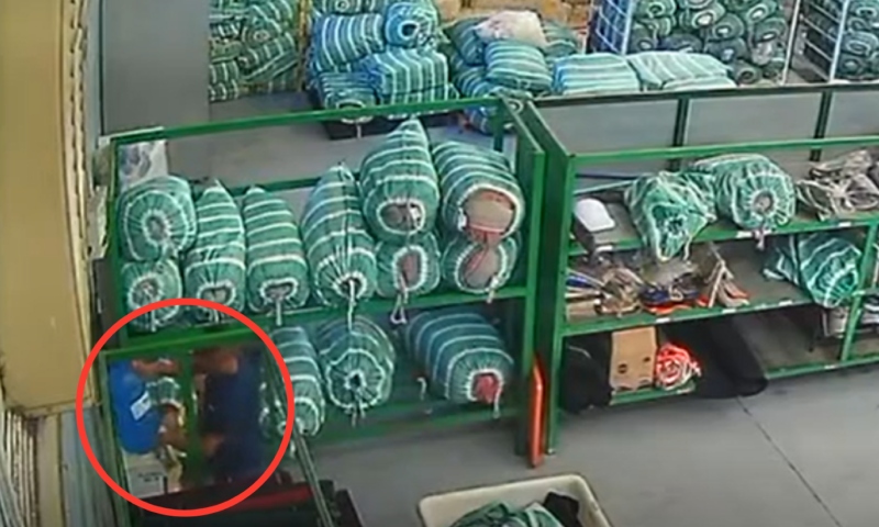 “Bebedouro batizado”: veja momento em que homem é flagrado colocando soda cáustica em água de empresa