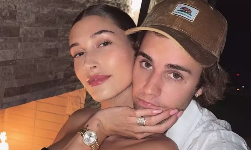 Hailey dá unfollow em Justin Bieber em meio a boatos de crise no casamento