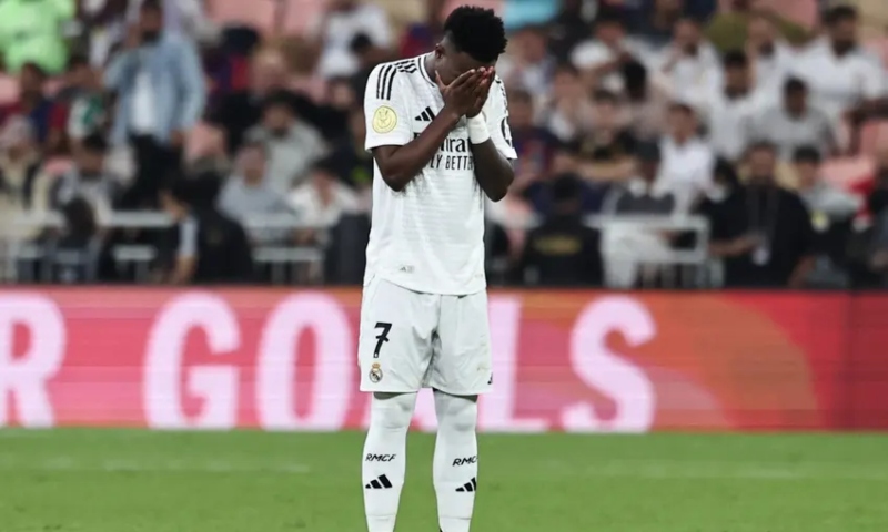 Vini Jr faz 2025 irreconhecível e ‘perde’ protagonismo no Real Madrid