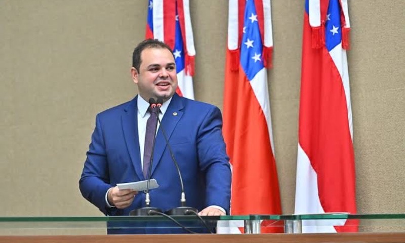 Cafézinho de ouro: Roberto Cidade deve gastar quase R$5 milhões com coffee breaks na Aleam