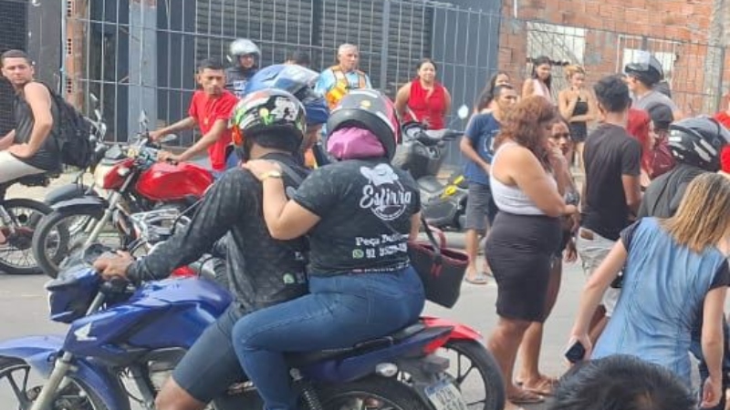 Urgente: homem é atropelado por carro em alta velocidade na Av. Itaúba, em Manaus; veja vídeo